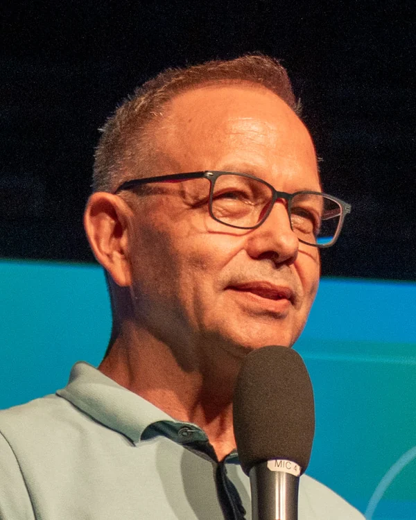 prof. dr hab. Roman Leppert